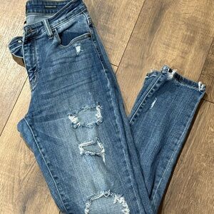 Judy Blue Distressed Denim Boyfriend Jeans